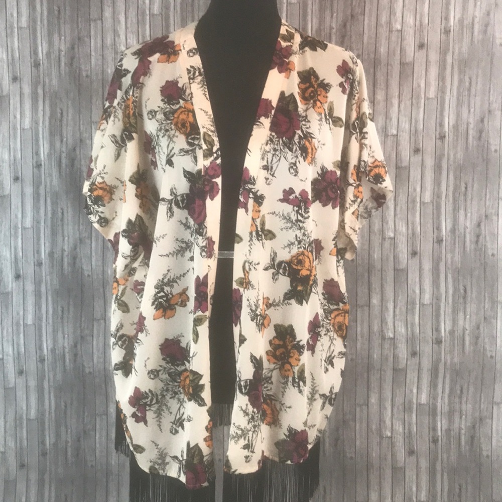 Floral kimono top